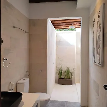 Villa Homey Lombok Kuta  Extérieur photo
